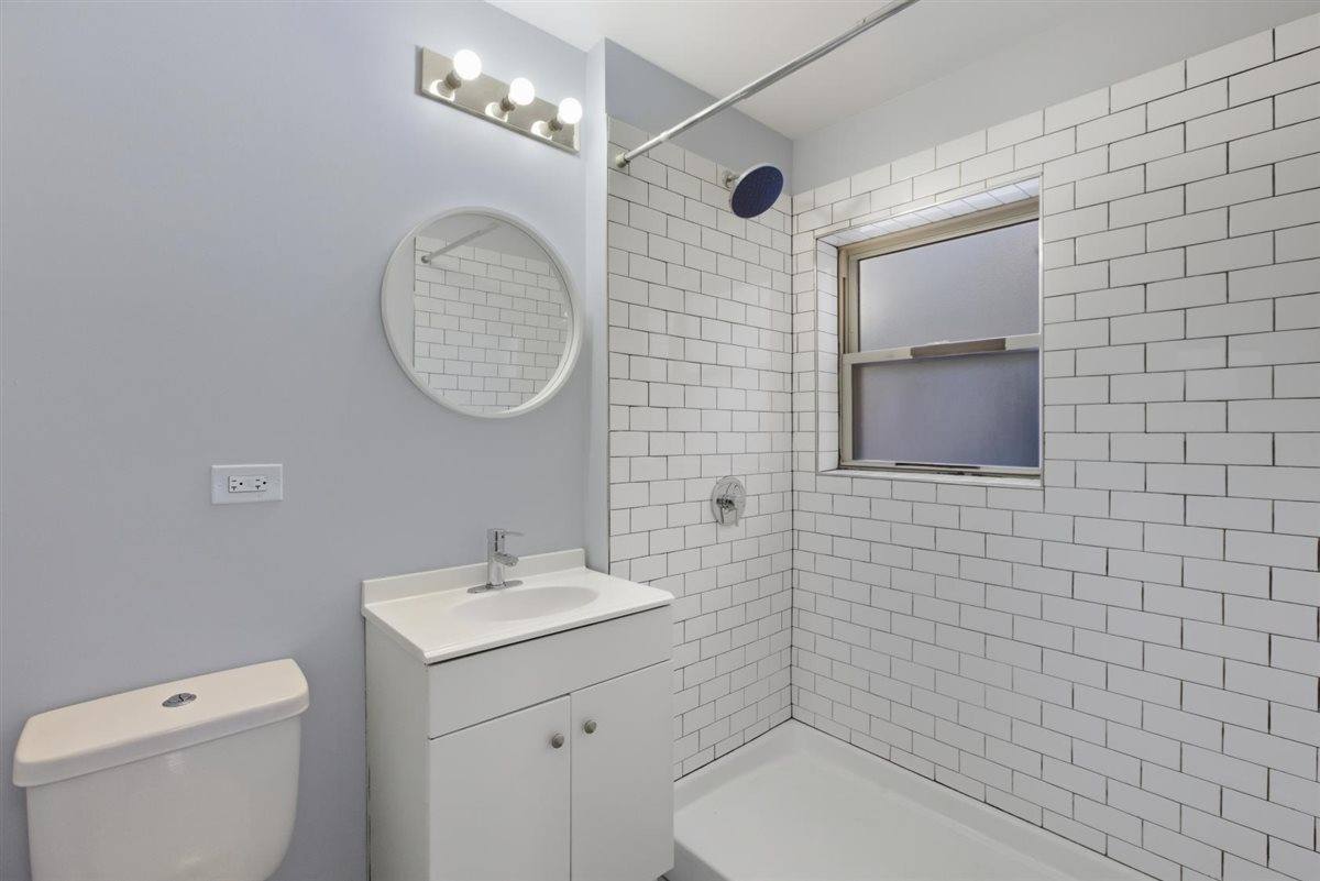 Apartment for rent at 4700 N Racine Ave #111, Chicago, IL 60640
