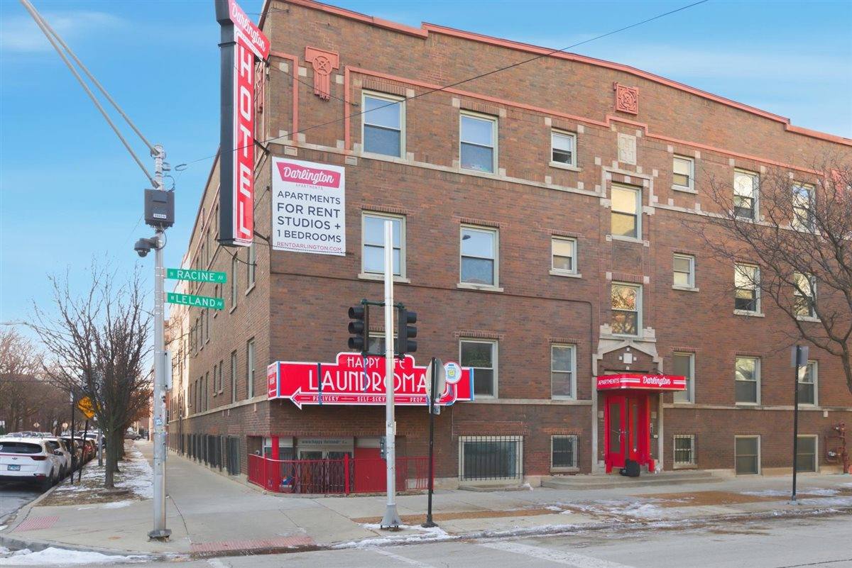 Apartment for rent at 4700 N Racine Ave #111, Chicago, IL 60640