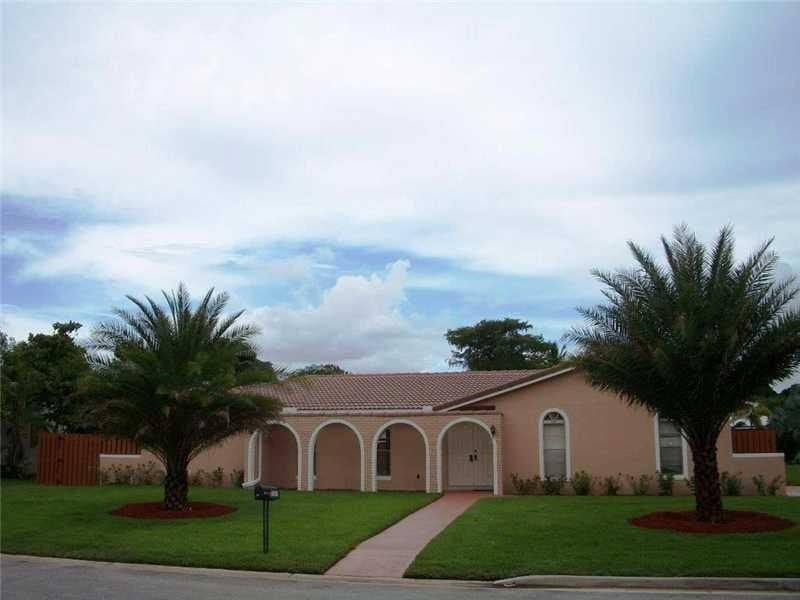 House for rent at 737 NW 84th Lane, Coral Springs, FL 33071