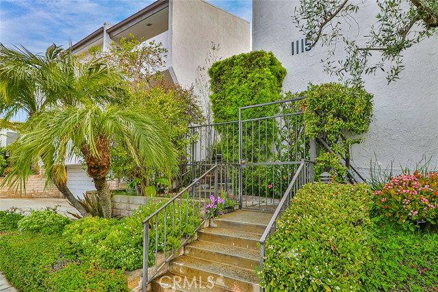 Townhouse for rent at 1115 19th St, Santa Monica, CA 90403