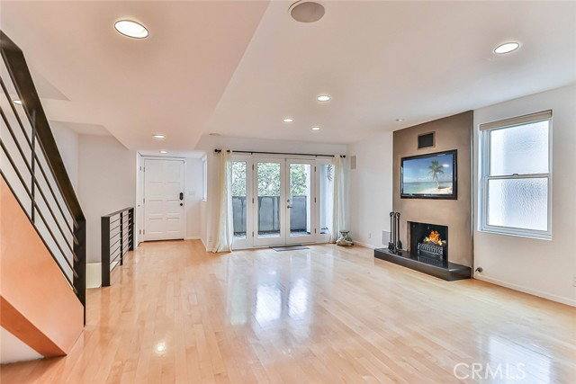 Townhouse for rent at 1115 19th St, Santa Monica, CA 90403