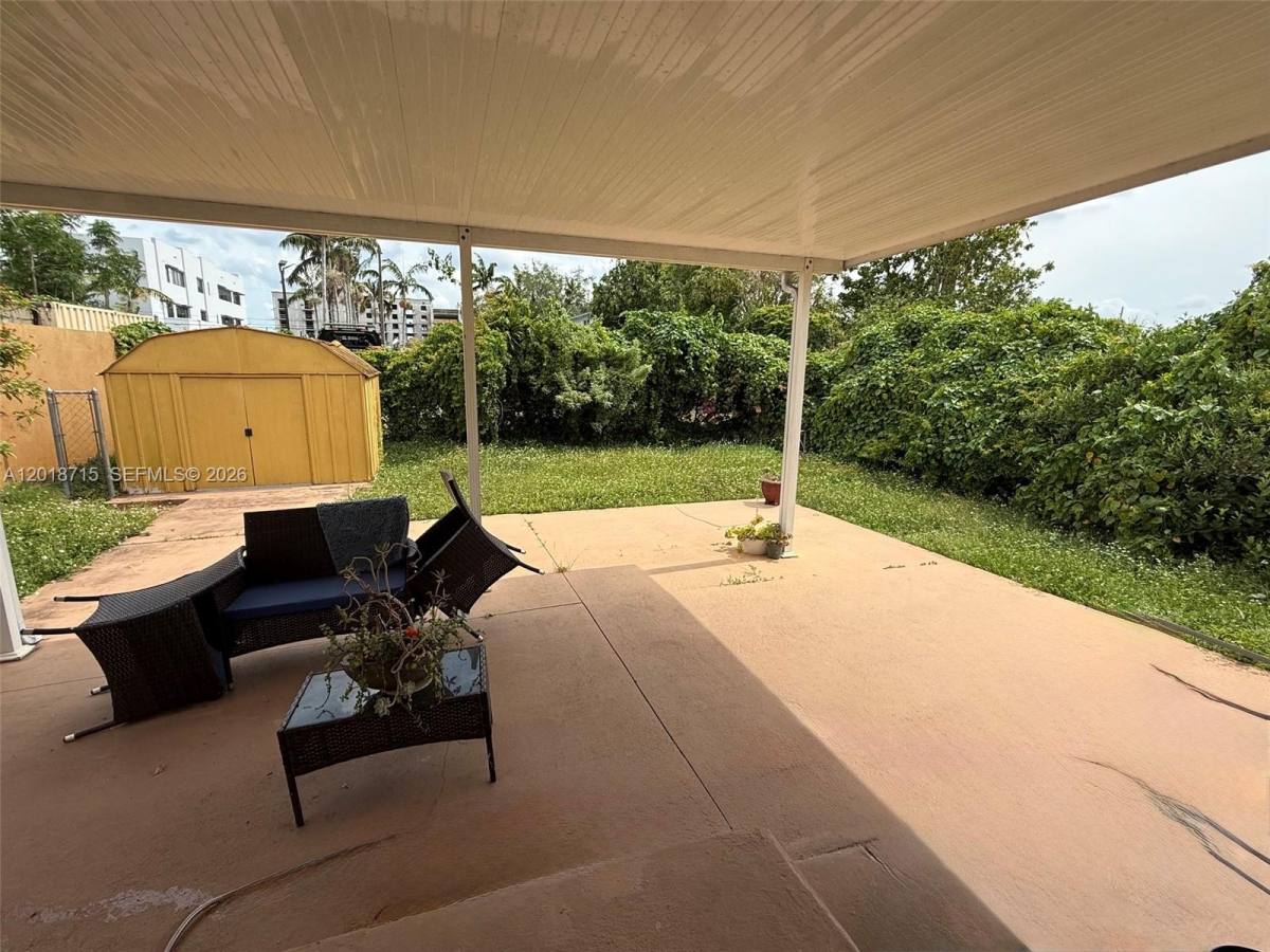 House for rent at 6720 SW 21st St, Miami, FL 33155