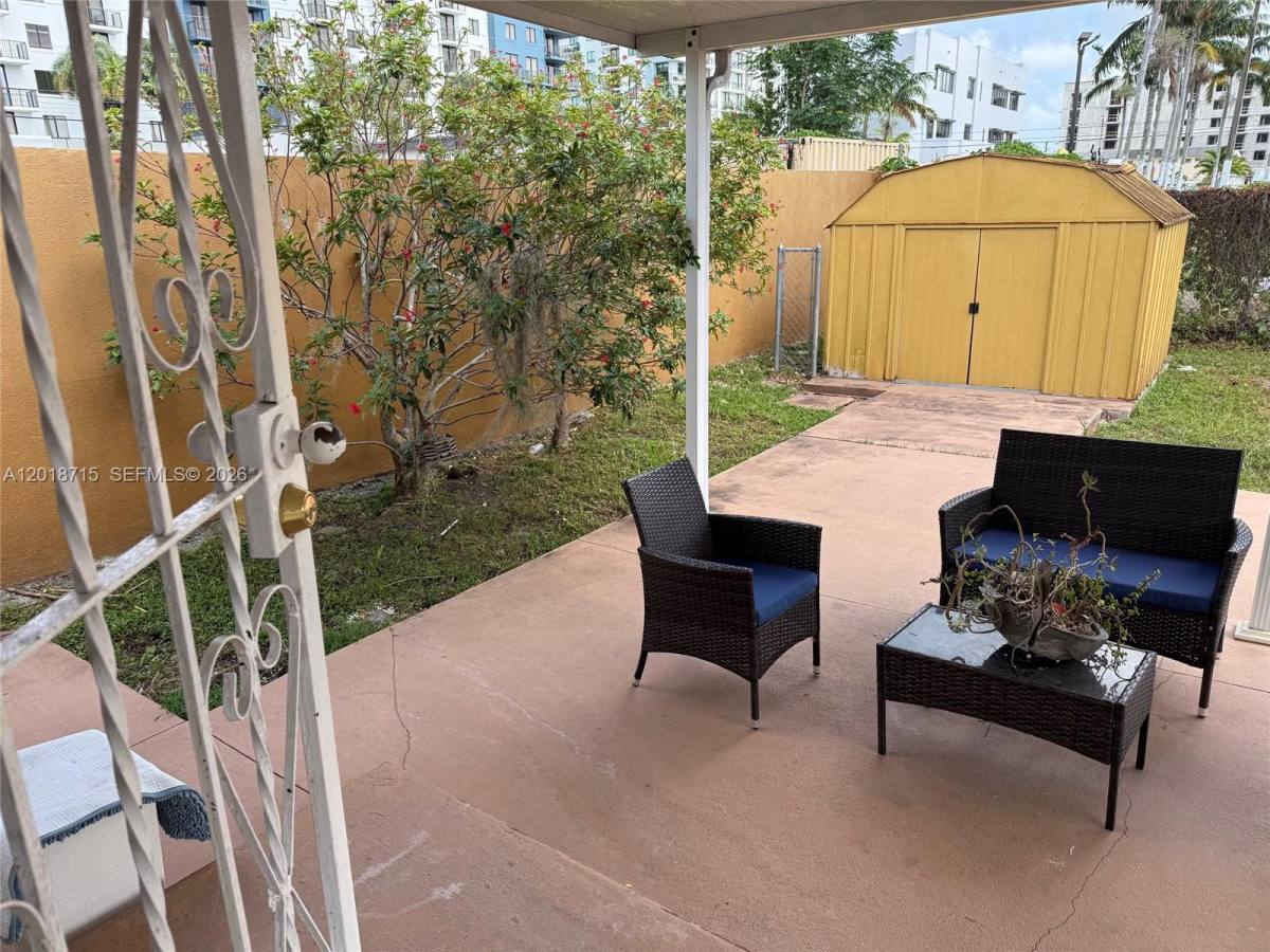 House for rent at 6720 SW 21st St, Miami, FL 33155