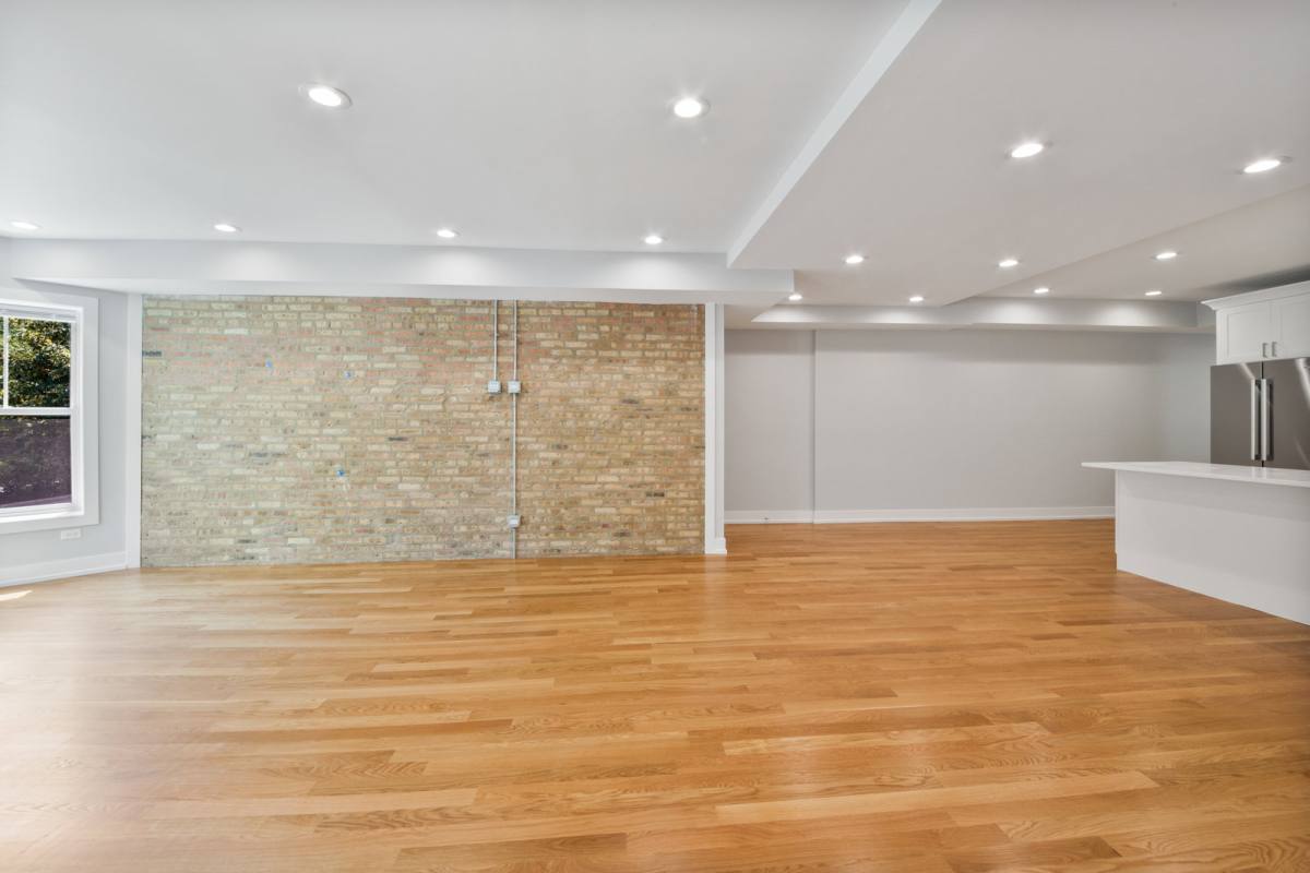 Apartment for rent at 4626 N Ashland Ave #1N, Chicago, IL 60640