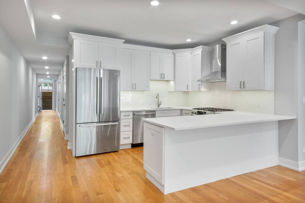 Apartment for rent at 4626 N Ashland Ave #1N, Chicago, IL 60640