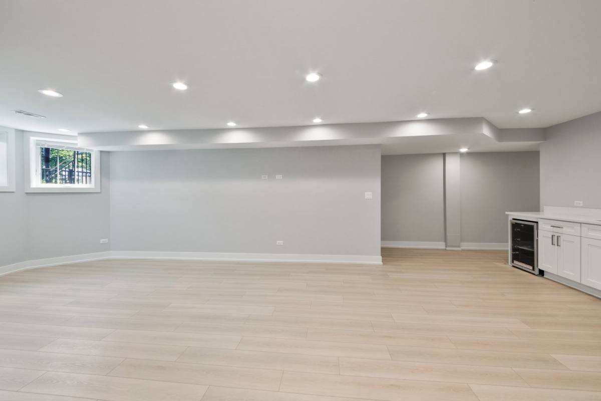 Apartment for rent at 4626 N Ashland Ave #1N, Chicago, IL 60640