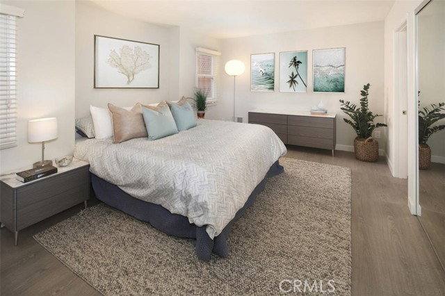 House for rent at 321 Iris Ave, Corona Del Mar, CA 92625