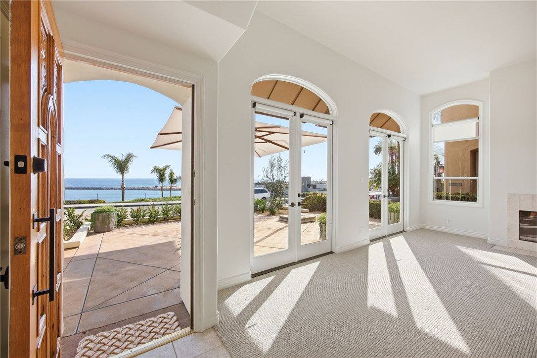 House for rent at 2614 Ocean Blvd #B, Corona Del Mar, CA 92625
