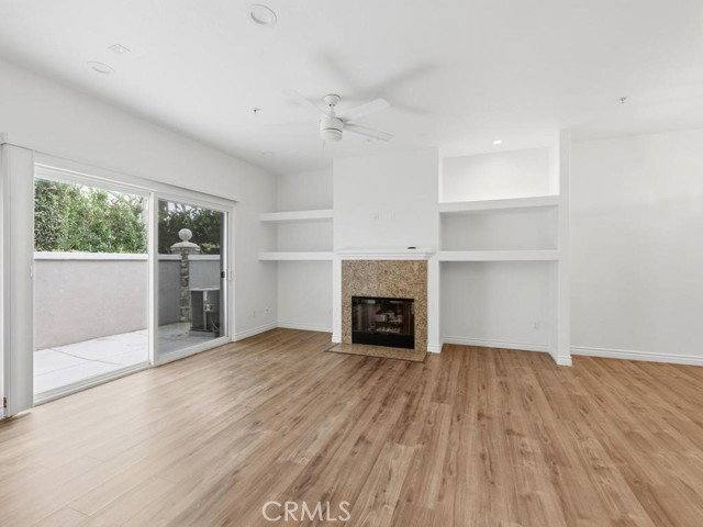 Townhouse for rent at 19122 Cole Lane, Huntington Beach, CA 92648