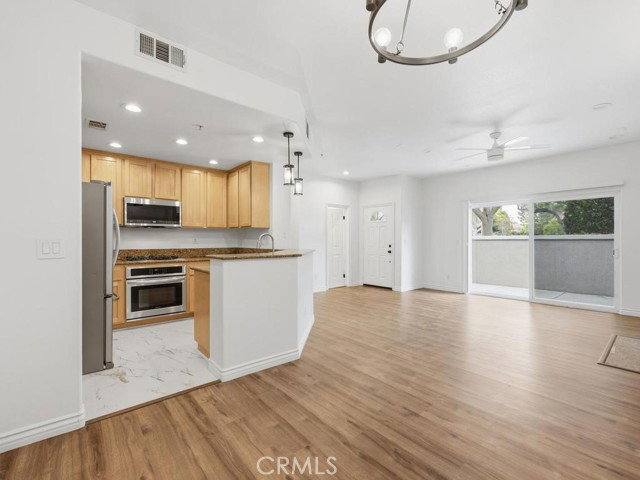 Townhouse for rent at 19122 Cole Lane, Huntington Beach, CA 92648