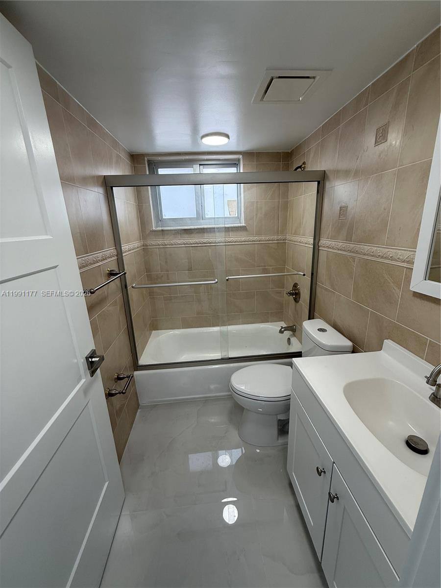 Condo for rent at 9915 W Okeechobee Rd #2-201, Hialeah, FL 33016