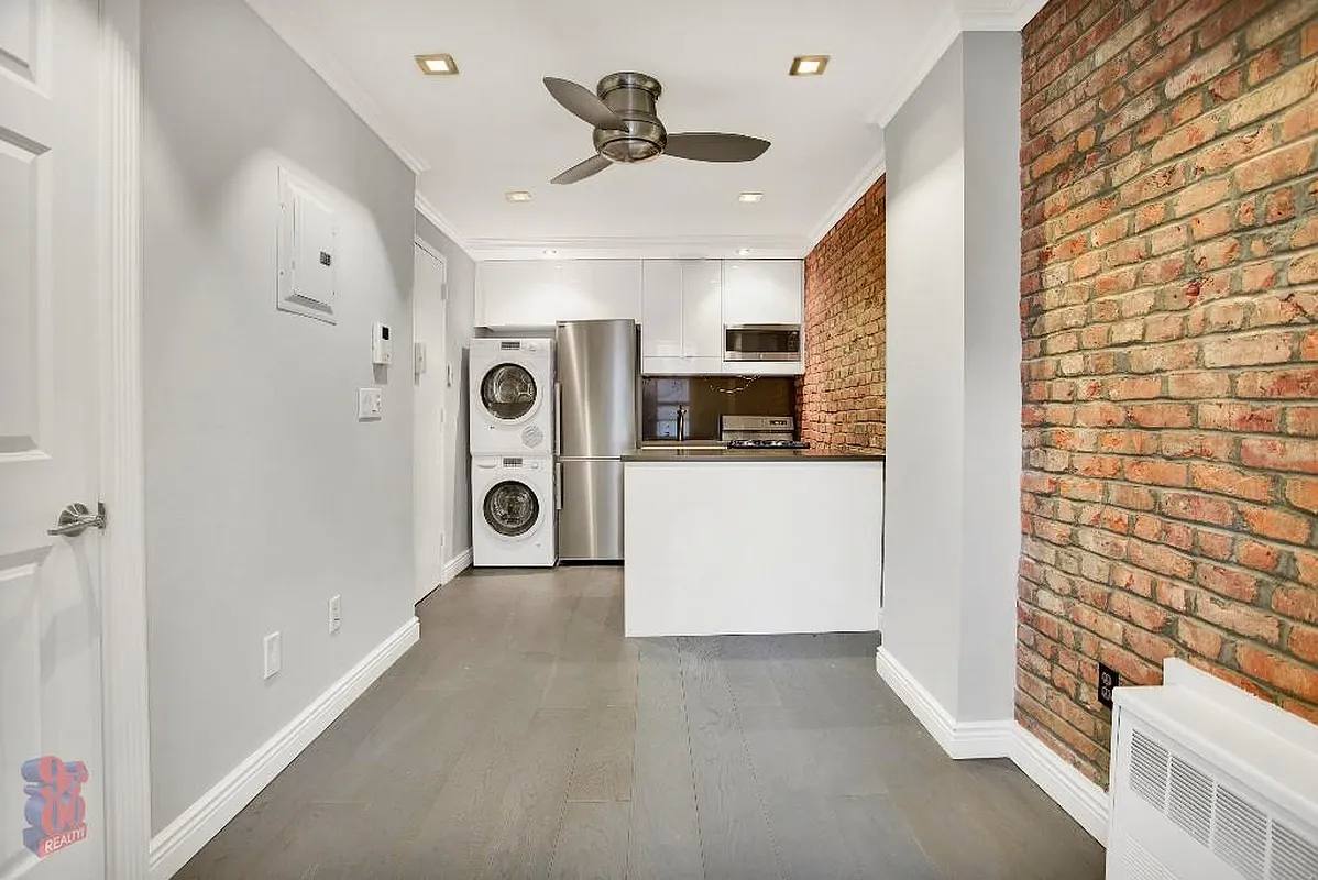 Apartment for rent at 521 E 5th St #3B, New York, NY 10009