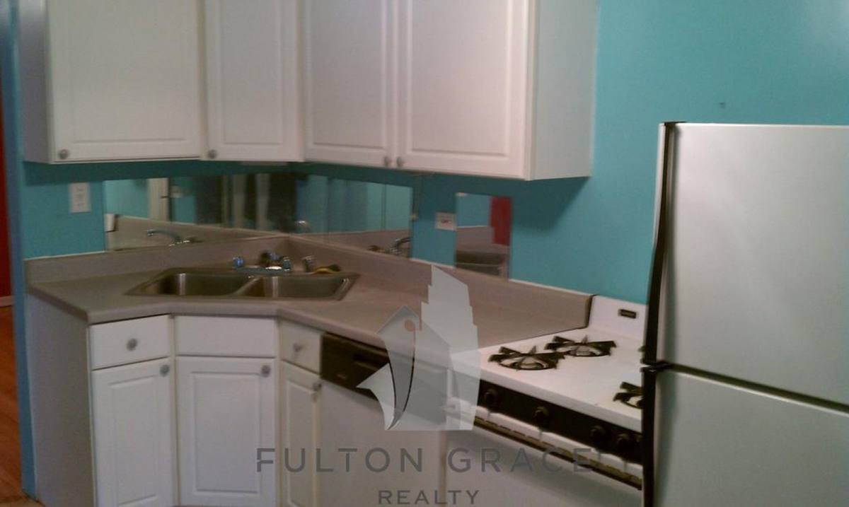 Apartment for rent at 5943 N Magnolia Ave #1, Chicago, IL 60660