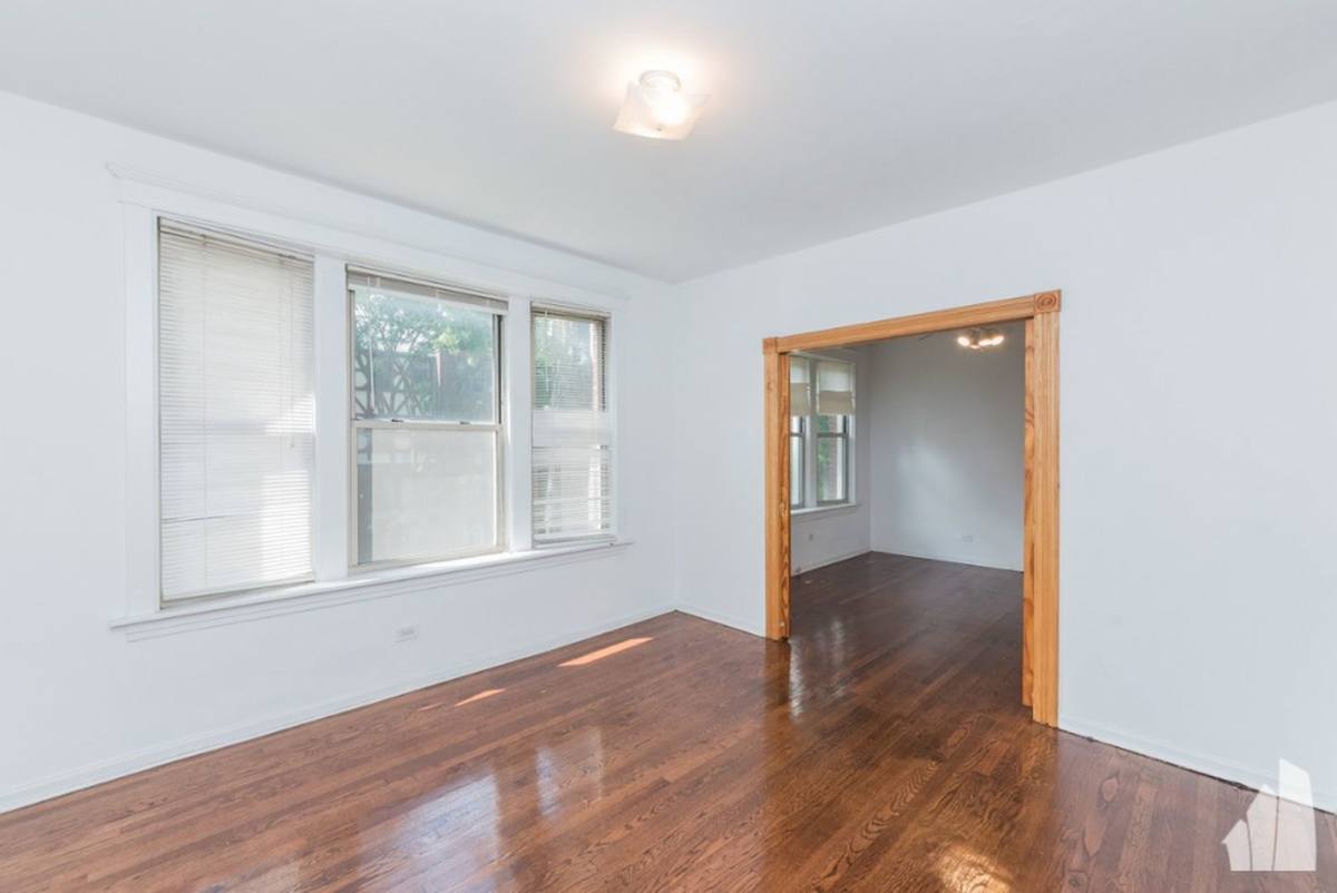 Apartment for rent at 1940 W Winona St #3, Chicago, IL 60640