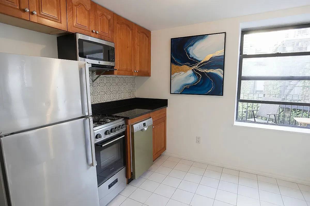 Apartment for rent at 29 7th Ave S #4C, New York, NY 10014