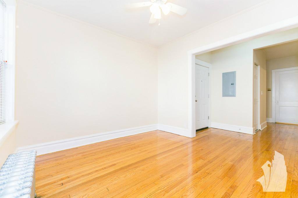 Apartment for rent at 1603 W Berteau Ave, Chicago, IL 60613