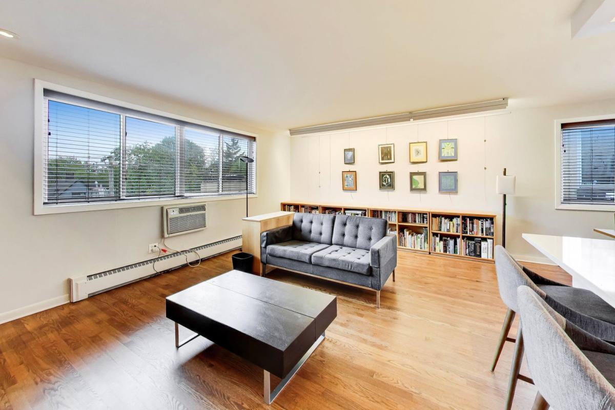Apartment for rent at 2722 Central St, Evanston, IL 60201