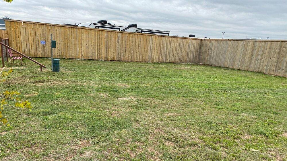 House for rent at 890 N US-Highway 183, Florence, TX 76527