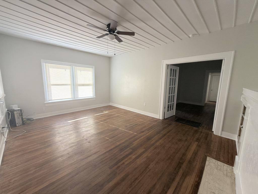 Townhouse for rent at 1721 Elizabeth Ave, Wichita Falls, TX 76301