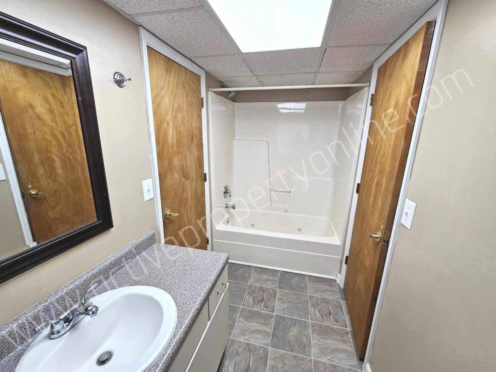 Apartment for rent at 952 Georgia Ave #3, Macon, GA 31201