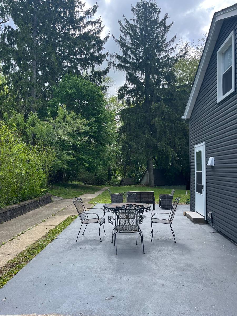 House for rent at 230 Center Grange Rd, Aliquippa, PA 15001