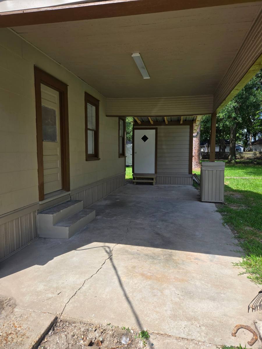 House for rent at 812 N 5th St, West Monroe, LA 71292