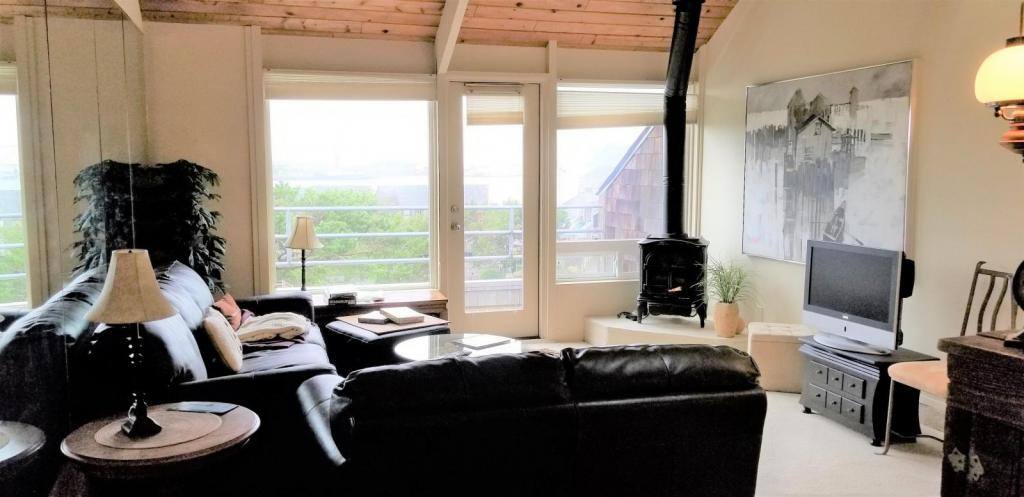 Apartment for rent at 1000 SW Bay Rd #I420, Newport, OR 97365