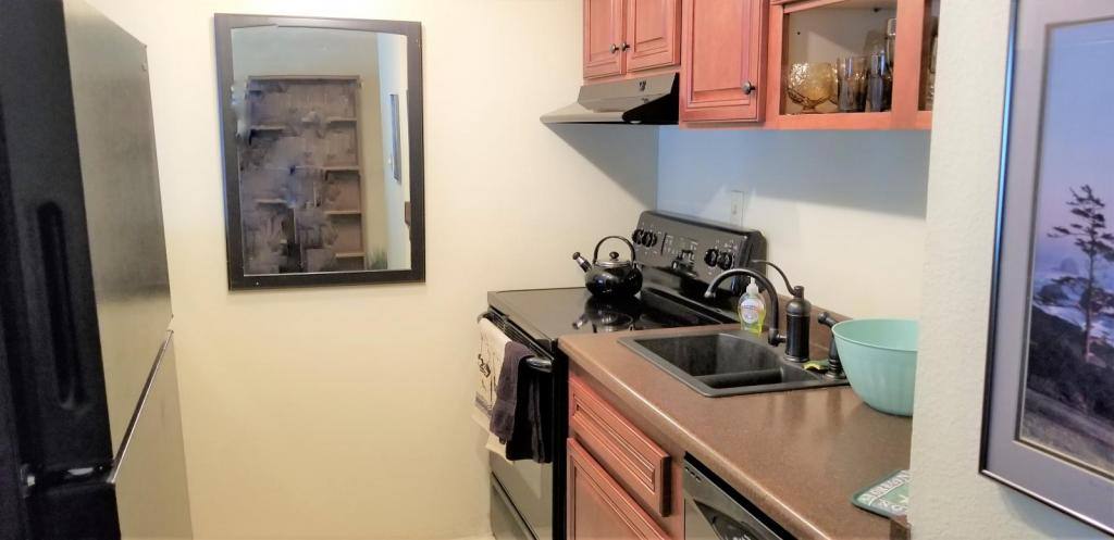 Apartment for rent at 1000 SW Bay Rd #I420, Newport, OR 97365