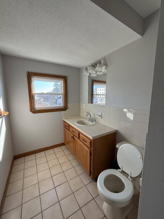Apartment for rent at 50 Cash St, Fall River, MA 02723