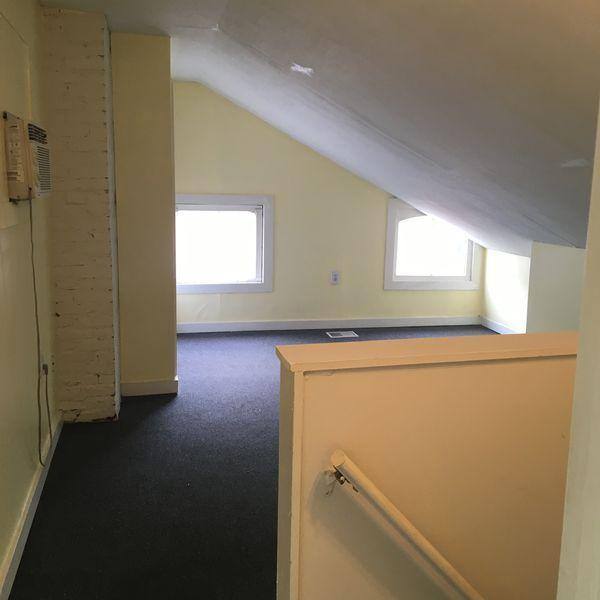 Apartment for rent at 7 W Hollister St #2, Cincinnati, OH 45219