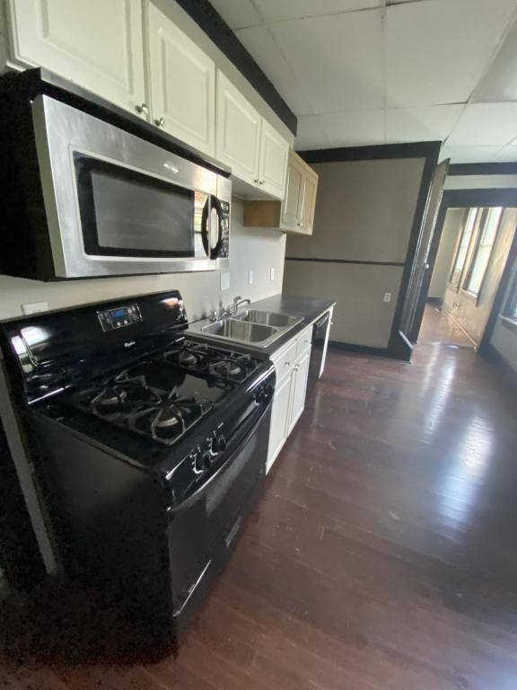 Apartment for rent at 7 W Hollister St #2, Cincinnati, OH 45219
