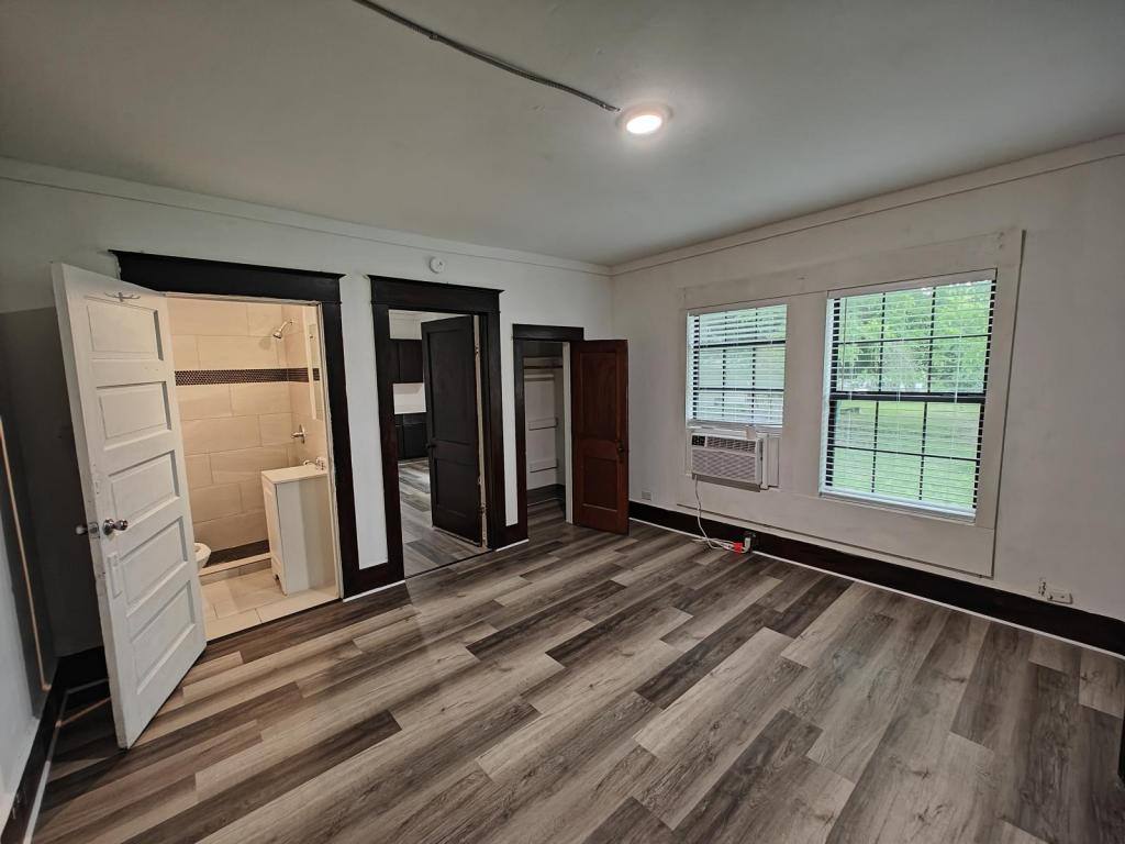 Townhouse for rent at 211 E Standifer St #B, McKinney, TX 75069