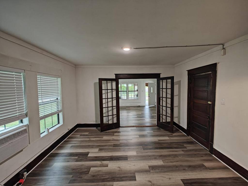 Townhouse for rent at 211 E Standifer St #B, McKinney, TX 75069