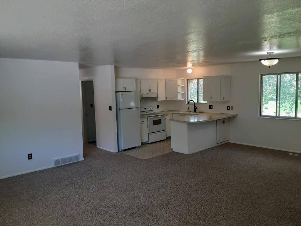 House for rent at 10295 S Highway 165, Paradise, UT 84328