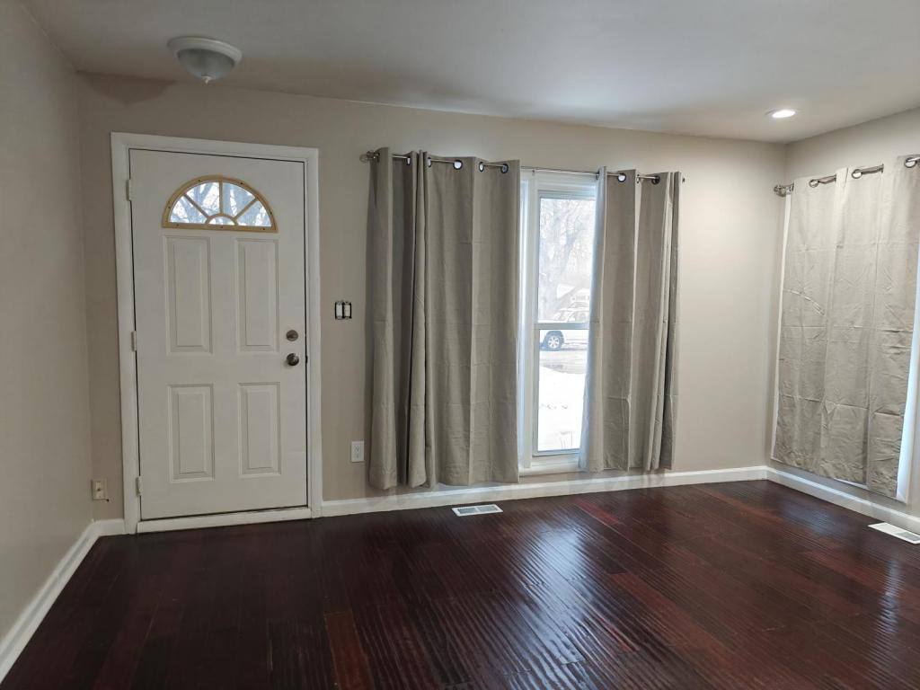 House for rent at 7484 Affeldt St, Westland, MI 48185