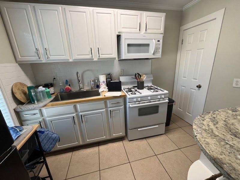 Apartment for rent at 4284 Oxford Ave #101, Baton Rouge, LA 70808