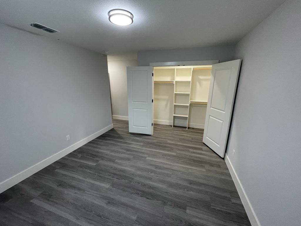 Townhouse for rent at 608 E 3rd St #2, Bonham, TX 75418