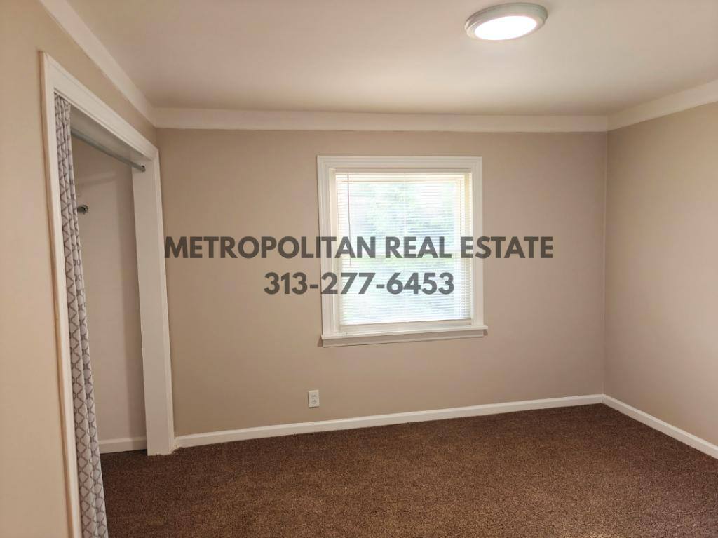 House for rent at 5839 Helen St, Garden City, MI 48135