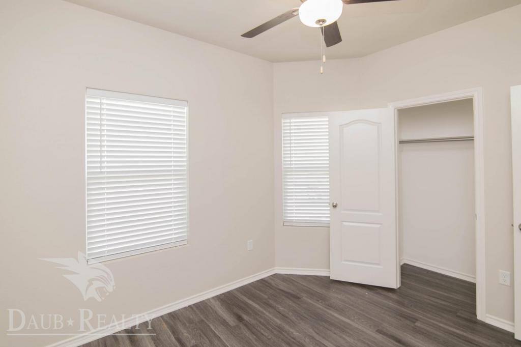 House for rent at 1427 Monterey Dr, Longview, TX 75601