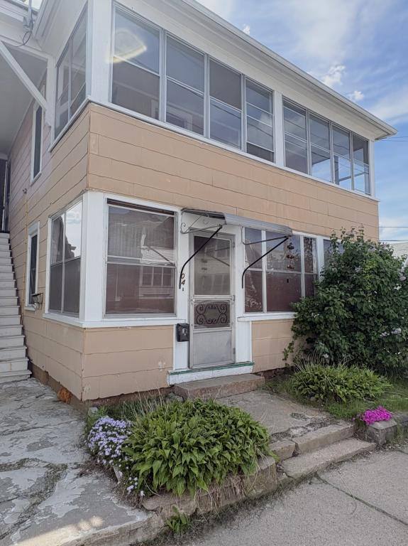 Apartment for rent at 104 Brook St #1, Sanford, ME 04073