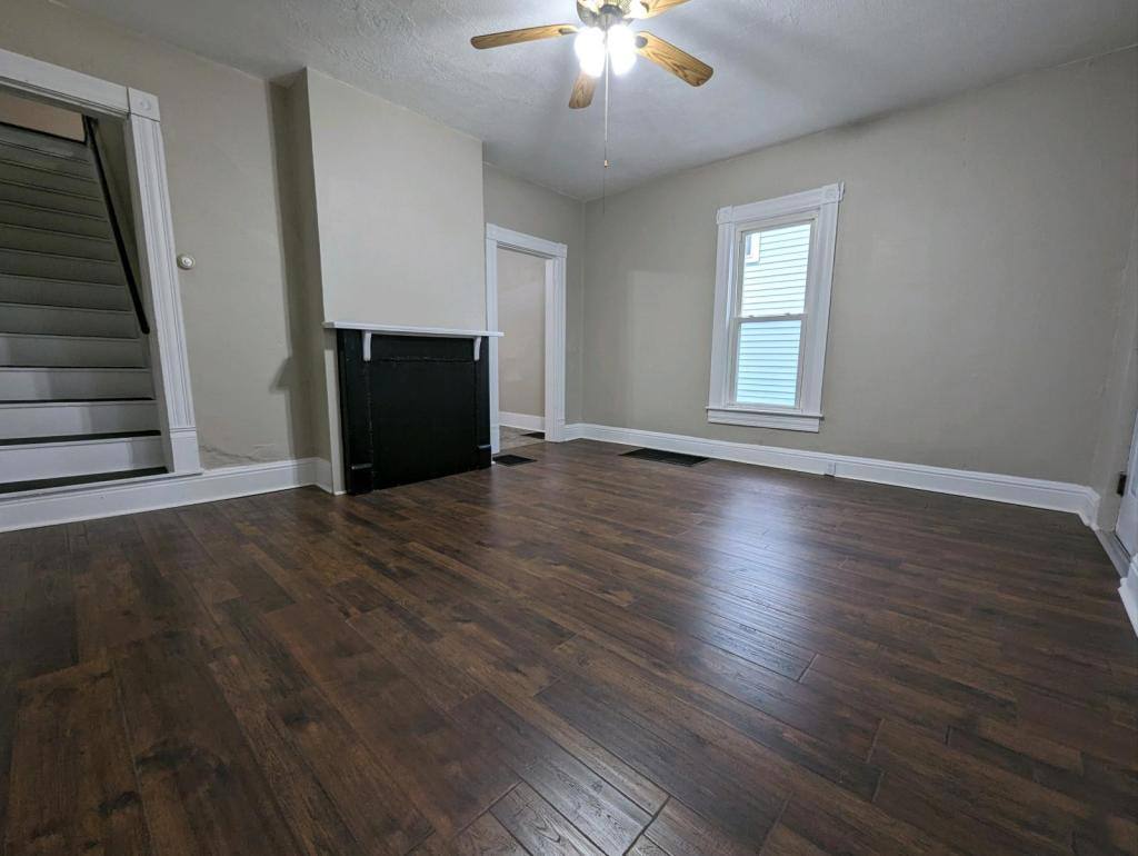 House for rent at 1231 E Main St, Coshocton, OH 43812