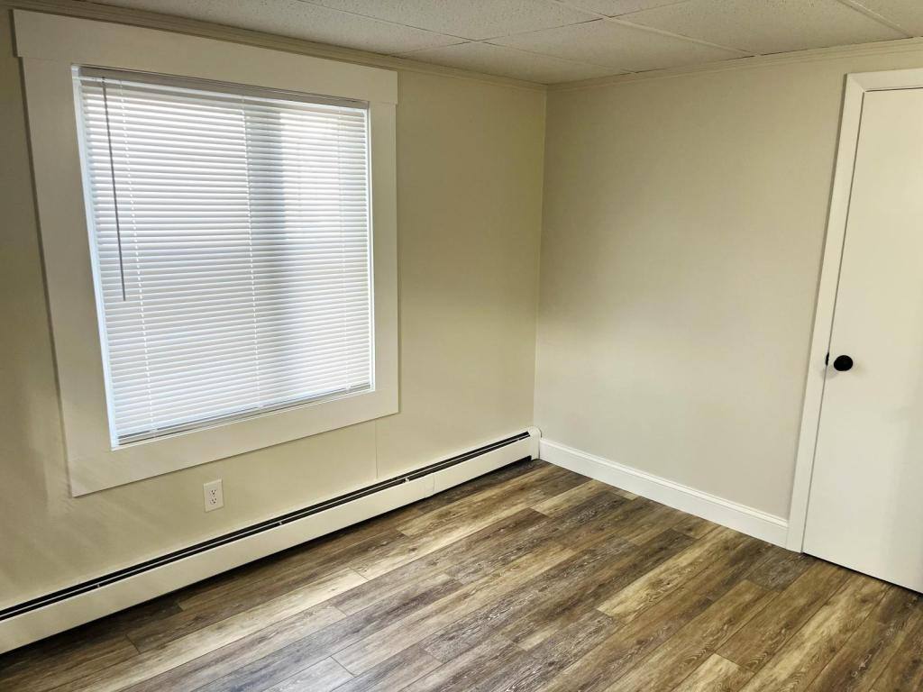 Apartment for rent at 6B Acorn St, Sanford, ME 04073