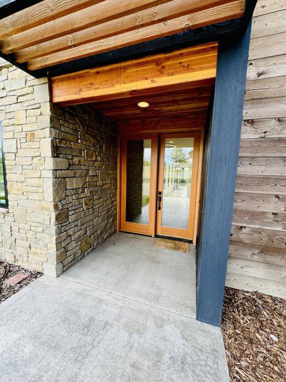 House for rent at 4055 Sunset Ridge Dr, Helena, MT 59602