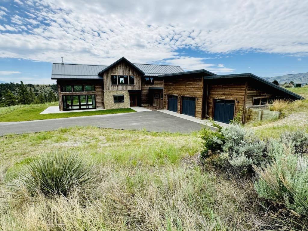 House for rent at 4055 Sunset Ridge Dr, Helena, MT 59602