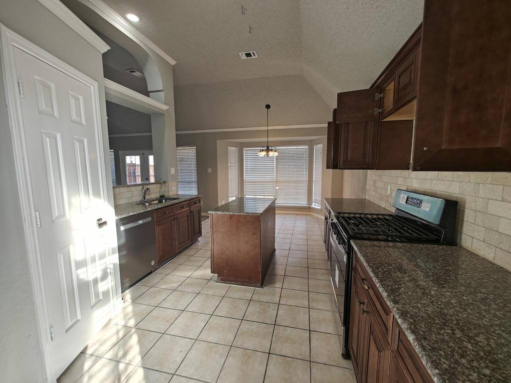 House for rent at 8504 Pebblebrook Dr, Frisco, TX 75034