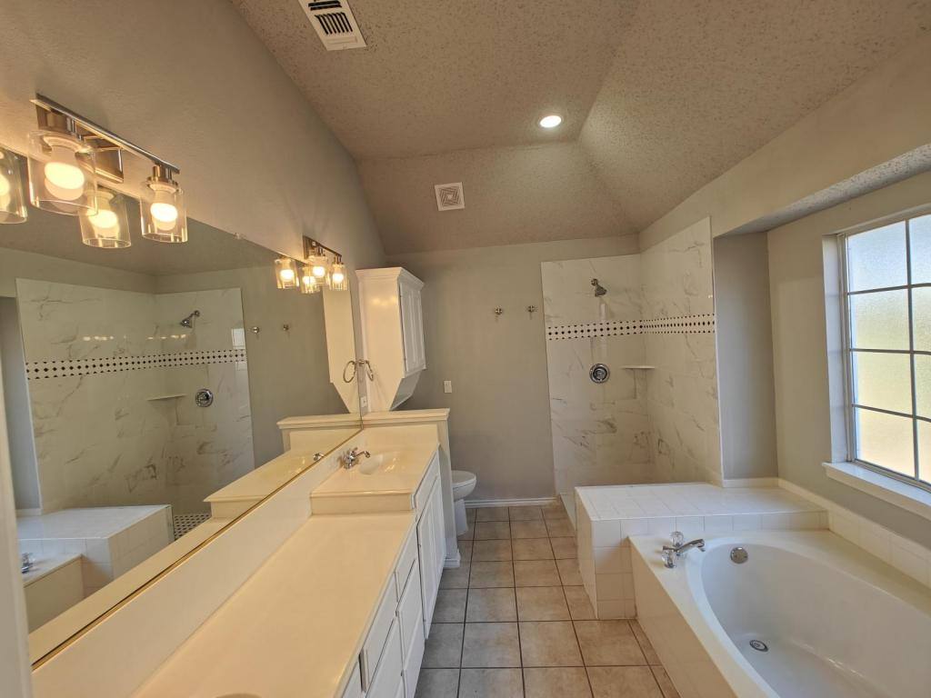 House for rent at 8504 Pebblebrook Dr, Frisco, TX 75034