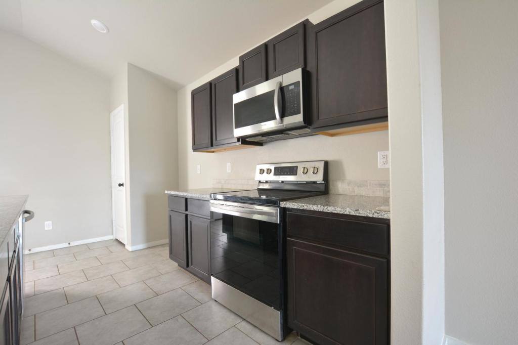 House for rent at 1707 140th, Lubbock, TX 79423