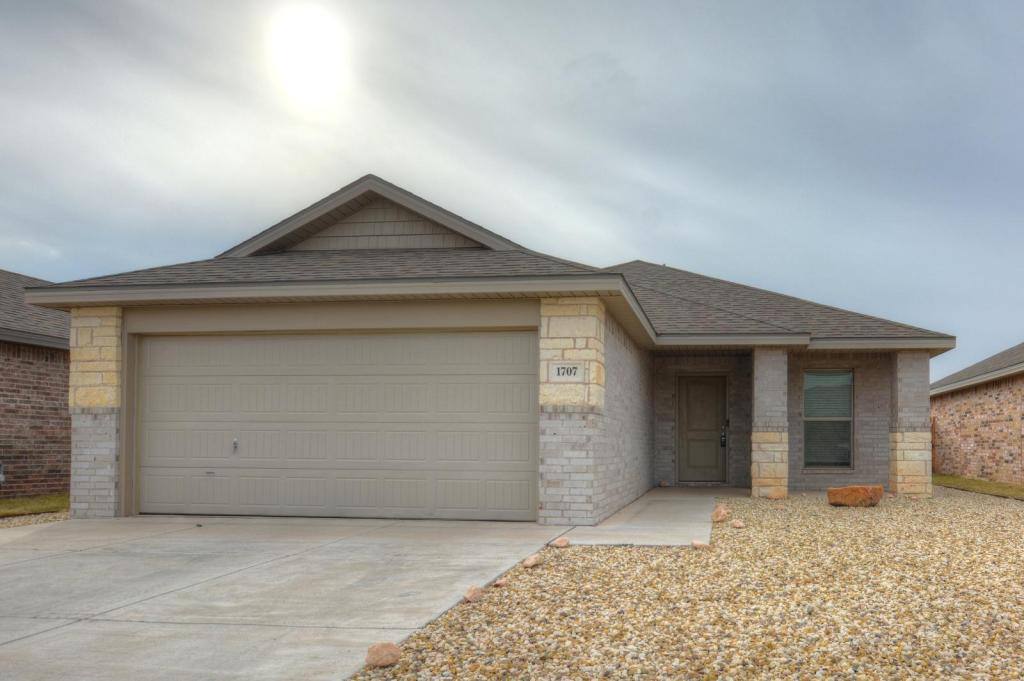 House for rent at 1707 140th, Lubbock, TX 79423