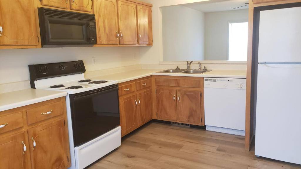 Townhouse for rent at 235 State Line Rd, Oak Grove, KY 42262