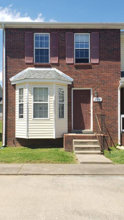 Townhouse for rent at 237 Tree Line Dr, Oak Grove, KY 42262